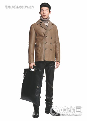 棕黄色翻毛皮外套/Bottega Veneta 