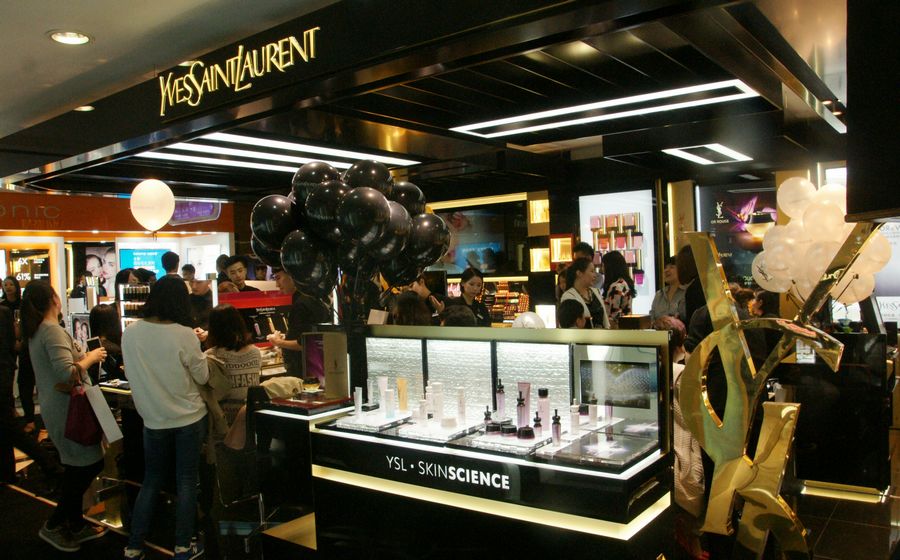 武汉哪个商场有圣罗兰的专柜啊?_湖北_奇飞知识网